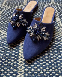 Sleepers suede leather blue with pearls silver gold