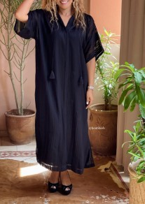 Djellaba 2pieces en tissu soussdi noir et dessous crêpe noir et Sfifa sans manches, avec pompons et capuche taille standard