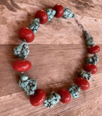Necklace handmade pearls résine ambre louban color turquoise red typical berber