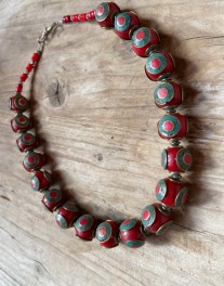 Necklace handmade with métal boule fantaisie typical berber green & red